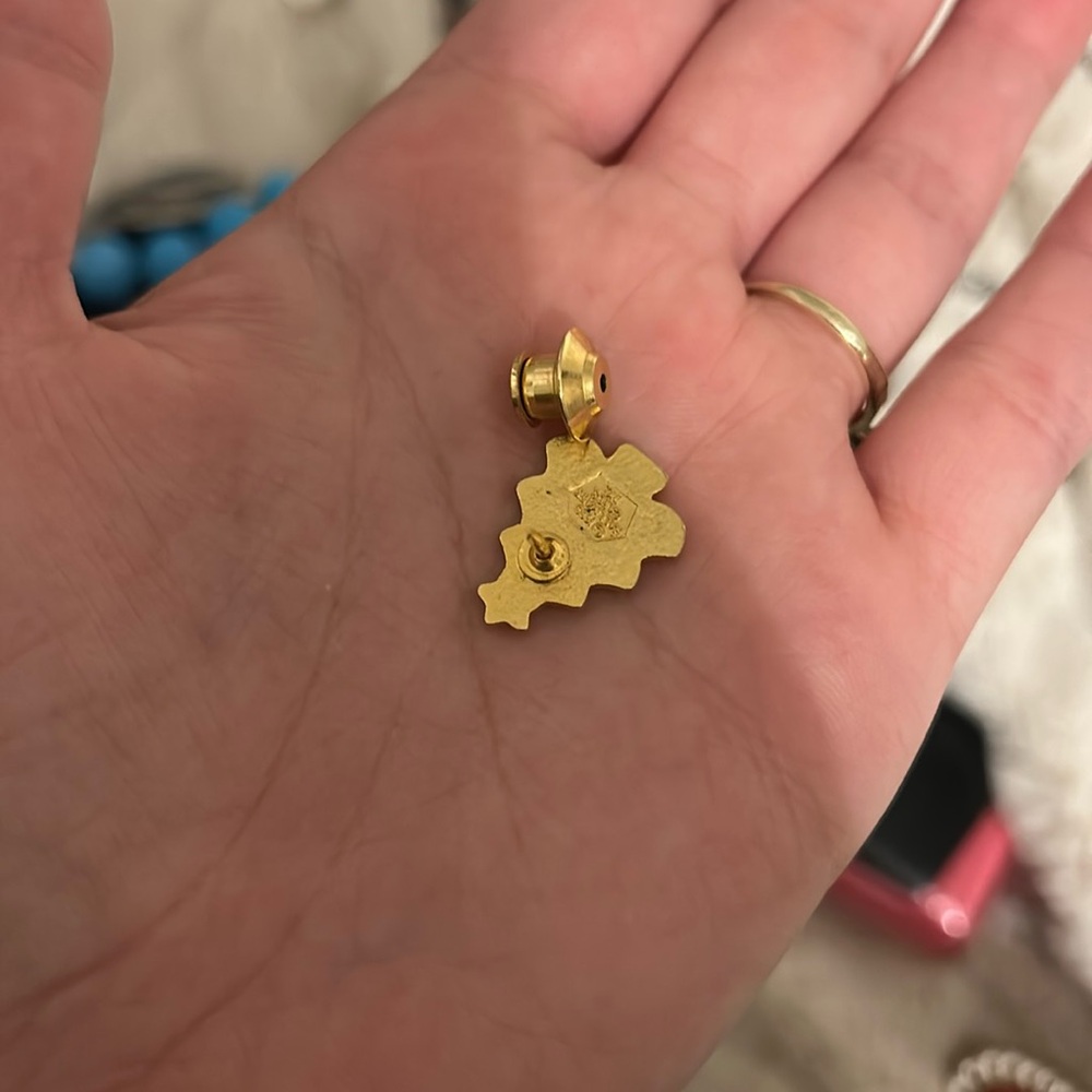 Vintage Hallmark christmas tree pin